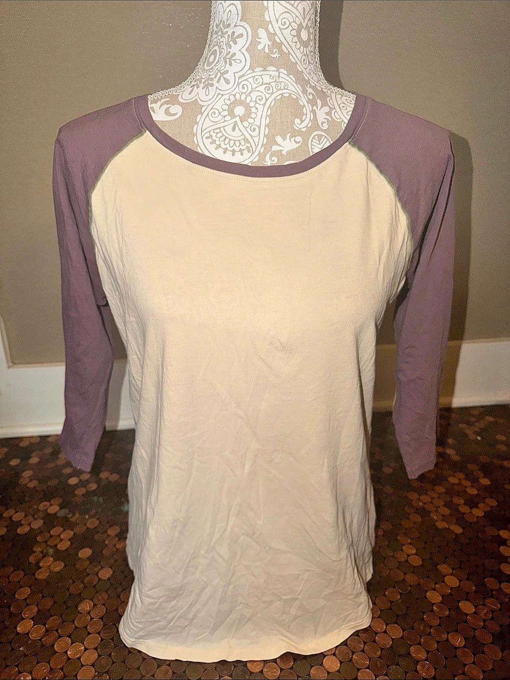 Burton Raglan Long Sleeve Tee in Purple & Cream Small Like New